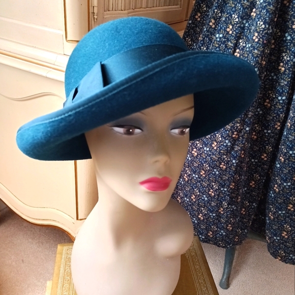 Elegant Vintage \